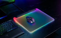 Razer Firefly V2 Pro 是 RGB 爱好者的终极桌面配件