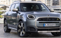 MINI Countryman 电动跨界车的续航里程为 340 公里